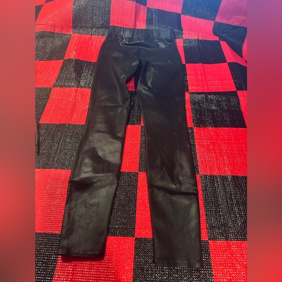 L’AGENCE Rochelle High Rise Pull-On Leggings
Black coated size XS/TP
Inseam 29” - Picture 3 of 9